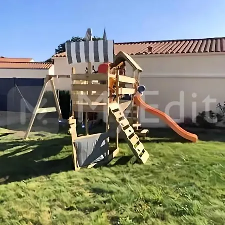 La Tour Marechal - D'exception Avec Piscine Villa