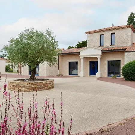 La Tour Maréchal - D'exception Avec Piscine Villa *